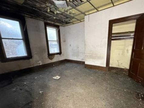 1308 Jawett Street E Pittsburgh PA 15212