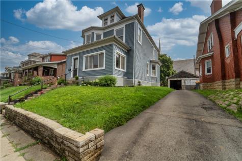 1428 Dormont Avenue Dormont PA 15216