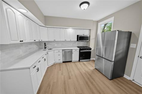 1428 Dormont Avenue Dormont PA 15216