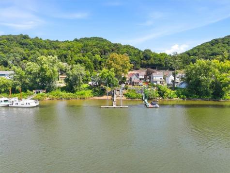 1512 Center Sewickley PA 15143