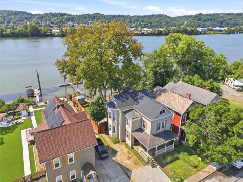 1512 Center Sewickley PA 15143
