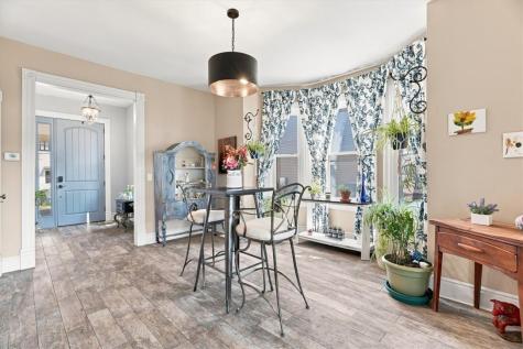 1512 Center Sewickley PA 15143