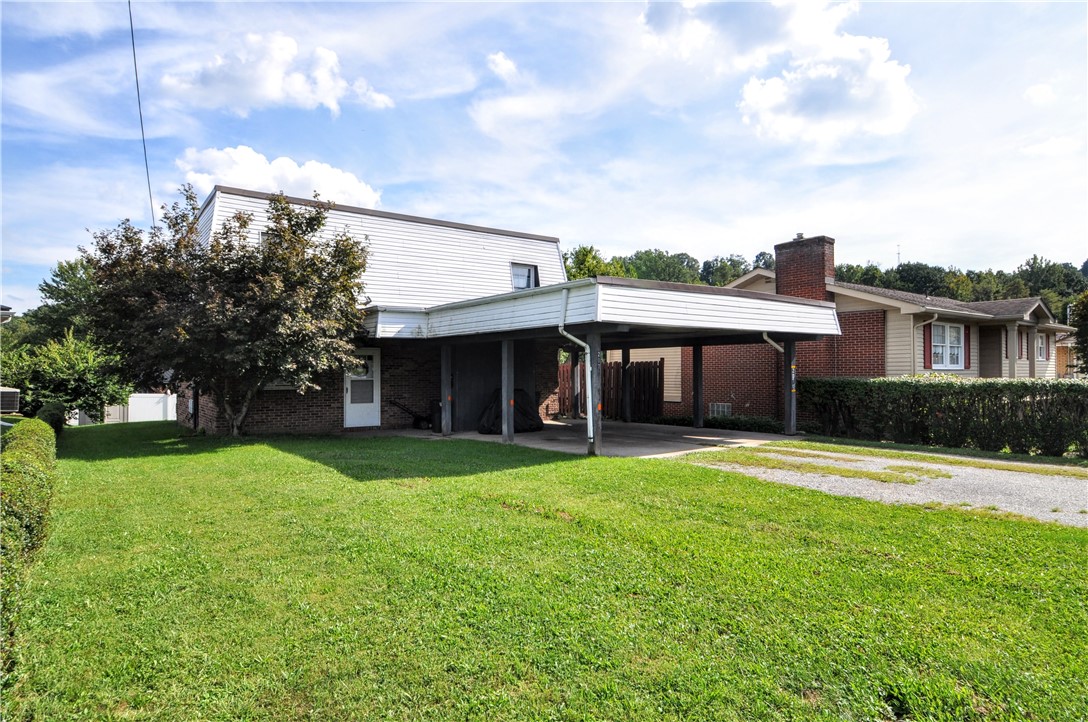 207 Scott Street Charleroi Boro PA 15022