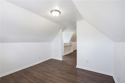 385 2nd Street Pitcairn PA 15140