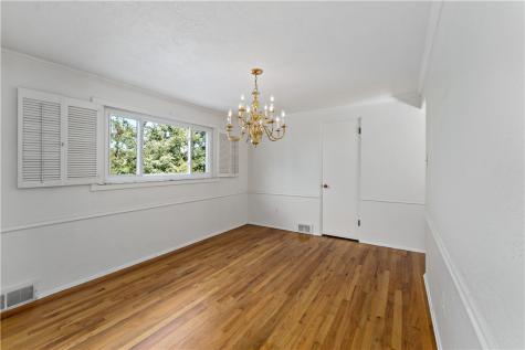 188 Arla Drive Green Tree PA 15220
