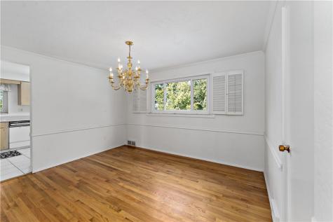 188 Arla Drive Green Tree PA 15220