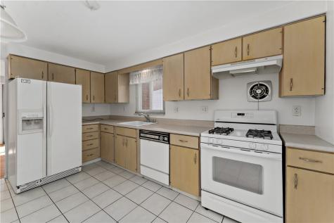 188 Arla Drive Green Tree PA 15220