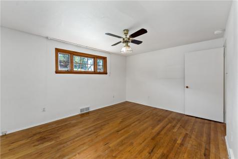 188 Arla Drive Green Tree PA 15220