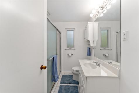 188 Arla Drive Green Tree PA 15220