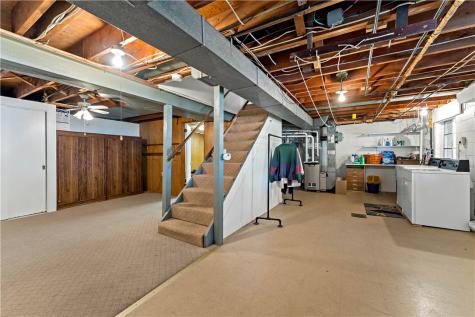 188 Arla Drive Green Tree PA 15220