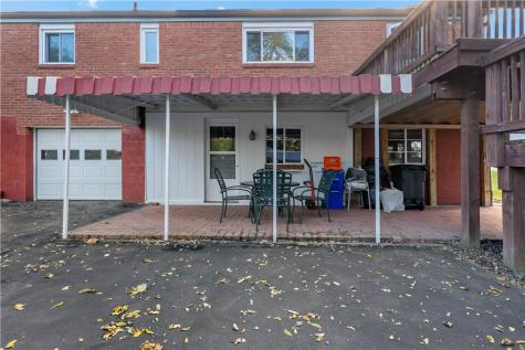 188 Arla Drive Green Tree PA 15220