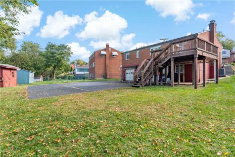 188 Arla Drive Green Tree PA 15220