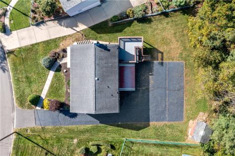 188 Arla Drive Green Tree PA 15220