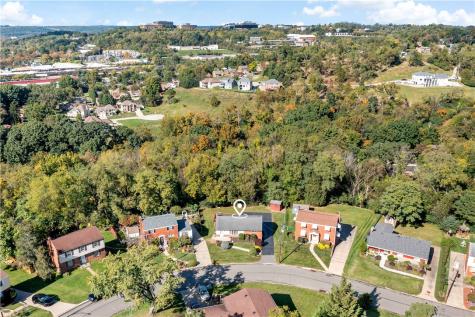 188 Arla Drive Green Tree PA 15220