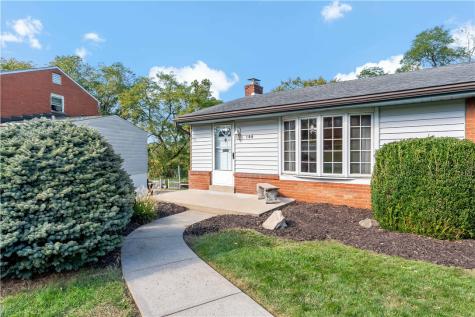 188 Arla Drive Green Tree PA 15220