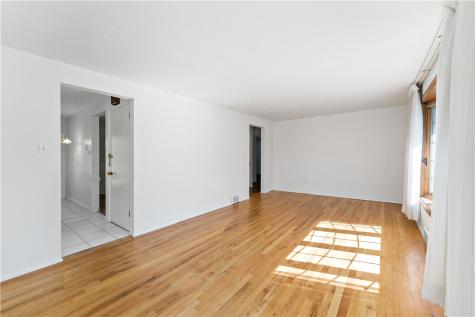 188 Arla Drive Green Tree PA 15220