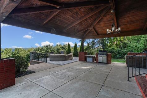 269 Garvinhurst Drive Bridgewater PA 15009