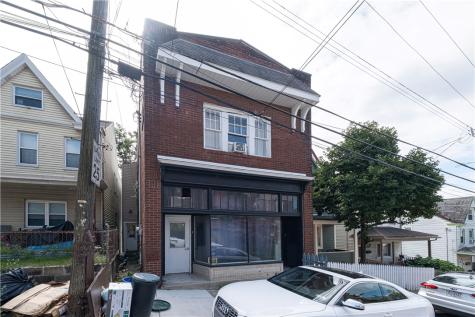 2828 Spring Street South Side PA 15210