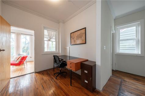 2828 Spring Street South Side PA 15210