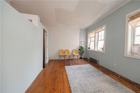 2828 Spring Street South Side PA 15210
