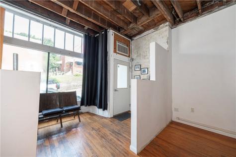 2828 Spring Street South Side PA 15210