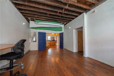 2828 Spring Street South Side PA 15210
