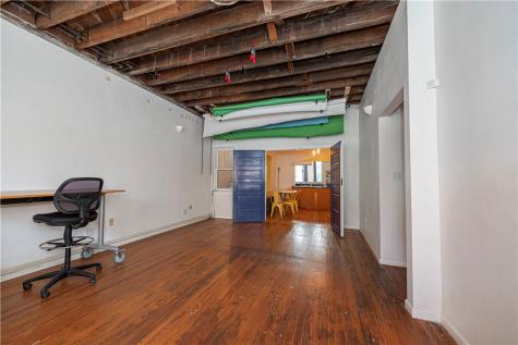 2828 Spring Street South Side PA 15210