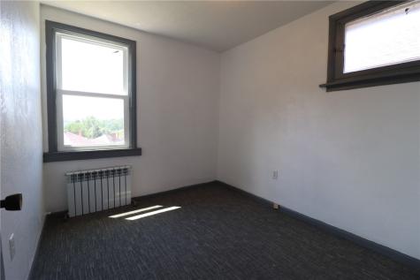 2423 Brighton Road Perry Hilltop PA 15212