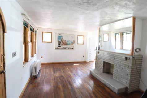 2423 Brighton Road Perry Hilltop PA 15212