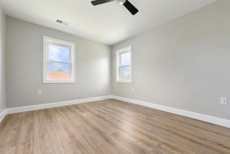 1076 Chapel Road Center Township PA 15061