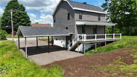 1076 Chapel Road Center Township PA 15061