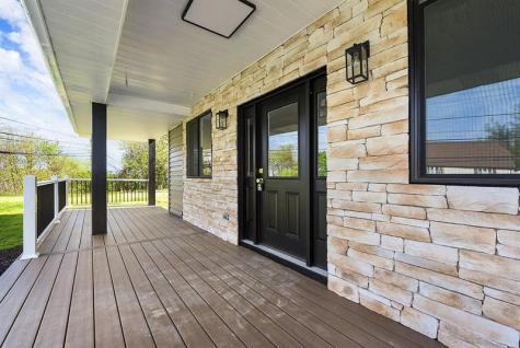 1076 Chapel Road Center Township PA 15061