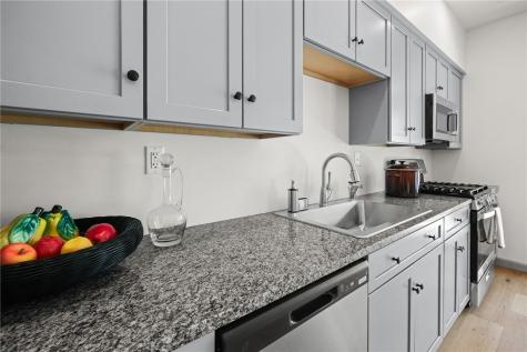 1818 Middle Street Sharpsburg PA 15215