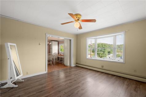 109 Saulters Avenue Bentleyville PA 15314