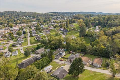 109 Saulters Avenue Bentleyville PA 15314