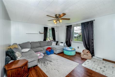 19 Cedar Street Center Township/homer Cty PA 15731