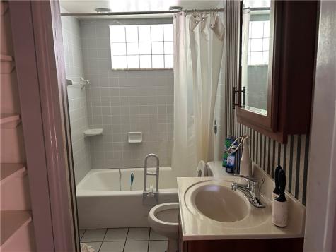 475 E 7th Avenue Tarentum PA 15084