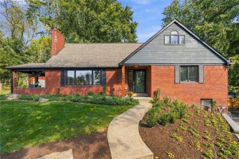 625 Glengary Drive O'hara PA 15215