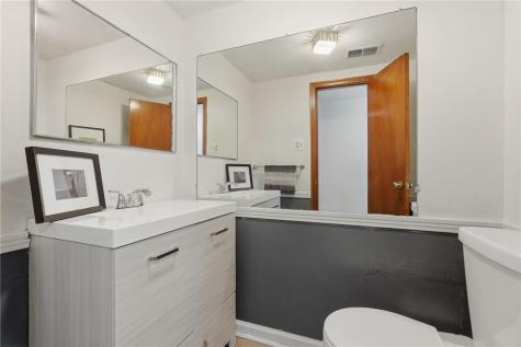625 Glengary Drive O'hara PA 15215