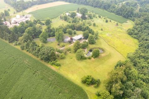 26 Lois Lane E Lackawannock Township PA 16137