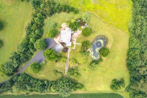 26 Lois Lane E Lackawannock Township PA 16137