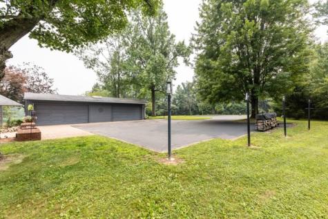 26 Lois Lane E Lackawannock Township PA 16137