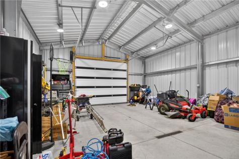 424 Pershing Avenue Houston PA 15342