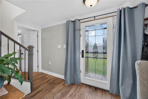 424 Pershing Avenue Houston PA 15342