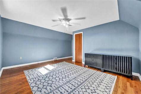 1512 Worcester Mt Lebanon PA 15243