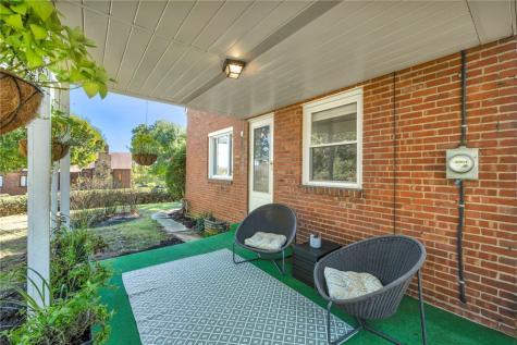 1512 Worcester Mt Lebanon PA 15243