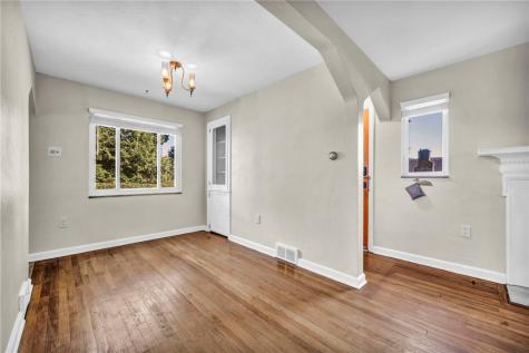 1512 Worcester Mt Lebanon PA 15243