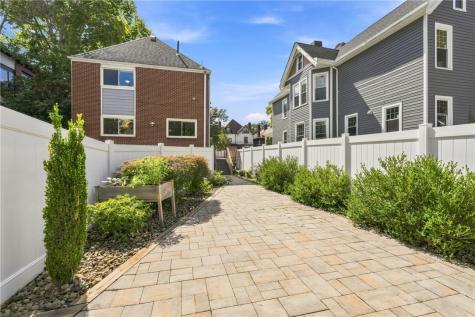 113 Biddle Avenue Regent Square PA 15221