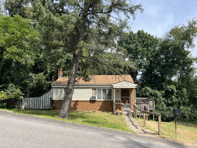 42 Grace Street Stowe Township PA 15136