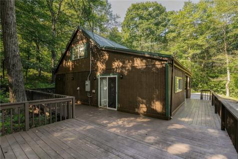 429 Pocono Drive Jenner Township PA 15531